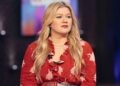 Kelly Clarkson Gets Vulnerable About Being Hospitalized During ‘Hard’ Pregnancies: ‘It’s the Worst Thing’